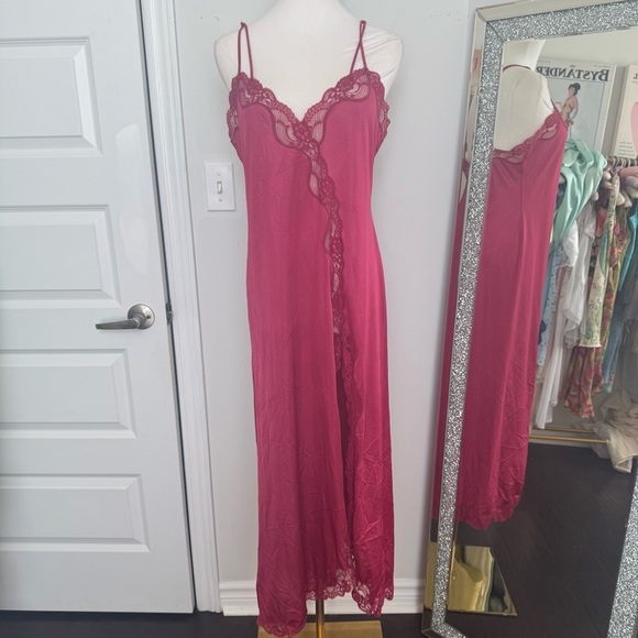 Vintage raspberry Pink Lace Trim Nightgown 16 coquette fairy old Hollywood - Picture 2 of 7